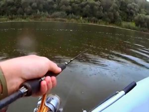 Рыбалка на щуку во время дождя